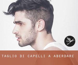 Taglio di capelli a Aberdare